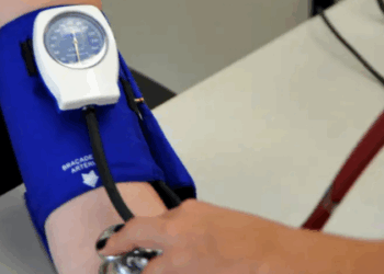 No Dia Mundial da Hipertensão, especialistas alertam para os riscos da doença que atinge 30% da população adulta no Brasil e pode levar a infarto, AVC e insuficiência renal.