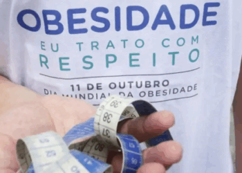 CFM autoriza cirurgia bariátrica para adolescentes a partir dos 14 anos com obesidade grave. Novos critérios também valem para adultos e incluem doenças associadas com IMC menor.
