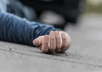 Internações por acidentes cresceram 44% em 10 anos, com motociclistas responsáveis por mais de 60% dos casos e custos hospitalares ultrapassando R$ 3,8 bilhões