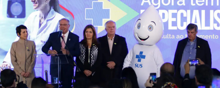 Governo entrega aceleradores lineares para tratamento de câncer no SUS. Seis cidades já receberam os equipamentos. Meta é fortalecer o atendimento oncológico até 2026.