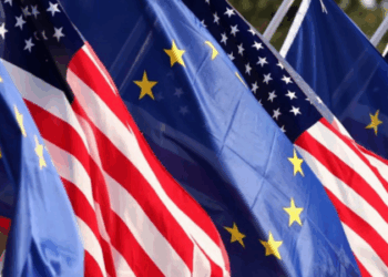 EUA tentam convencer aliados a impor medidas econômicas contra a China, revela o The Wall Street Journal. Europa resiste, e Reino Unido estuda tarifas.