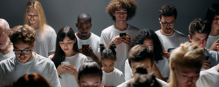 Saiba como escolher o celular ideal em 2025. Dicas de modelos com melhor câmera, bateria, desempenho e custo-benefício no Brasil.