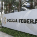 Saiu o edital do concurso da Polícia Federal 2025! São mil vagas para delegado, perito, agente, escrivão e papiloscopista. Veja como se inscrever, salários e datas.