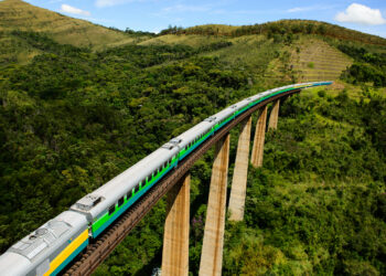 Uma viagem fascinante no trem de passageiros entre Cariacica-ES e Belo Horizonte-MG