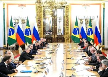 Putin destaca papel do Brasil na luta contra nazifascismo