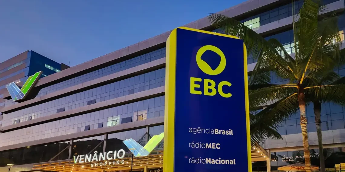 EBC brilha na 8ª edição do Prêmio Profissionais da Música. Ana Pimenta, Bia Aparecida e a TV Brasil são reconhecidas por sua contribuição à cultura brasileira.