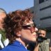 A deputada Carla Zambelli, condenada pelo STF e foragida na Europa, foi notificada pela Comissão de Constituição e Justiça da Câmara. Processo de cassação de seu mandato está em curso e depende de aprovação do plenário.