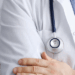 Edital do Enamed 2025 foi publicado: saiba datas de inscrição (7 a 18/07), prova (19/10), como a nota é usada em residências médicas e diferenças para o Enade.
