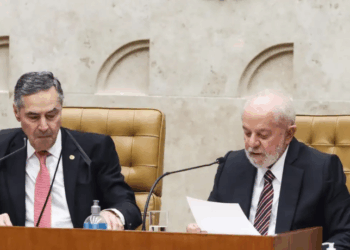 Após o Congresso derrubar os decretos que aumentavam o IOF, Lula aciona o STF. Planalto alega que definição de impostos é prerrogativa do Executivo. AGU entra em ação.