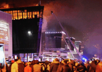 Terroristas envolvidos no ataque ao Crocus Hall, que deixou 146 mortos na Rússia, afirmam que atentado foi organizado por autoridades ucranianas. Armas teriam sido enviadas da Ucrânia.