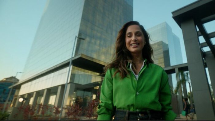 Petrobras lança nova campanha com Camila Pitanga e Diogo Nogueira para reforçar compromisso com a transição energética justa. Peças chegam à TV, rádio e digital a partir de julho.