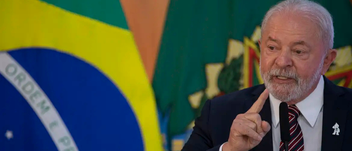 Pesquisa do Instituto Paraná revela que 56,7% dos brasileiros desaprovam o governo Lula. Avaliação negativa é de 47,5%, enquanto 25,6% consideram a gestão ótima ou boa.
