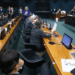 CCJ da Câmara inicia contagem de prazo para defesa de Carla Zambelli. Deputada enfrenta cassação após condenação no STF e está foragida na Itália.