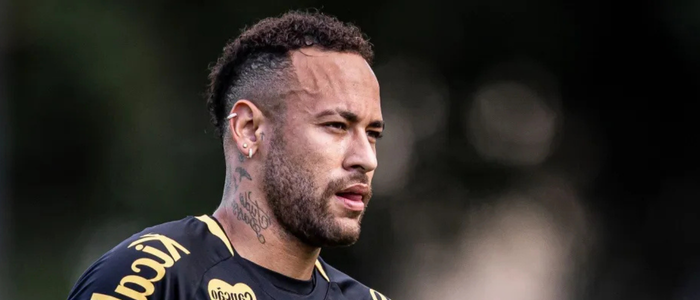 Contrato de Neymar com o Santos termina em 30 de junho. Jogador quer ficar, mas ainda não há acordo. Clube turco e o Fluminense já demonstraram interesse.