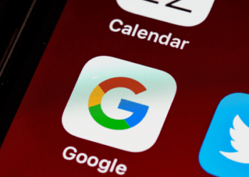 Google responde ao STF que não tem dados sobre quem publicou a minuta do golpe, alegando que conteúdo está hospedado em site de terceiros. Pedido foi feito no processo contra Anderson Torres.