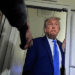 Trump poderá autorizar ataque direto ao Irã nos próximos dias, segundo a Casa Branca. Entre os alvos possíveis está a usina nuclear de Fordo e o uso da bomba GBU-57.