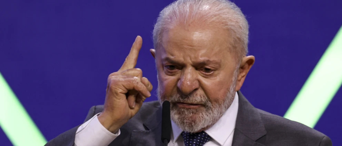 O presidente Luiz Inácio Lula da Silva (PT) comparou, em entrevista ao podcast Mano a Mano, divulgada nesta quinta-feira (19)
