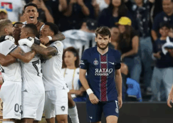 Botafogo vence o PSG por 1 a 0 no Mundial de Clubes e encerra jejum sul-americano contra europeus. Gol de Igor Jesus garante liderança do Grupo B e vitória emblemática sobre o campeão da Champions.