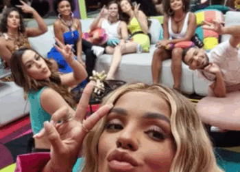 Reality shows de confinamento seguem liderando audiência e viralizando nas redes sociais no Brasil. Descubra os motivos do sucesso duradouro desse formato na TV e no streaming.