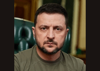 Presidente ucraniano afirma que operação diplomática envolveu evacuação para o Egito e retirada em curso no Irã; cidadãos de outros países também foram resgatados