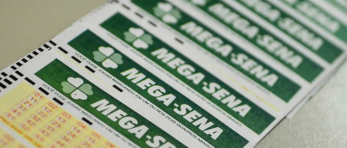 Mega-Sena sorteia nesta segunda-feira (17) um prêmio acumulado de R$ 110 milhões. Apostas podem ser feitas até as 19h nas lotéricas ou pela internet. Sorteio será transmitido ao vivo.