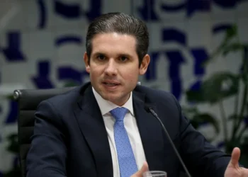 Hugo Motta: talvez País esteja precisando de um 'shutdown' para todo mundo sair da zona de conforto