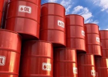 Petróleo fecha em alta e dispara 6% na semana com quadro geopolítico e otimismo com EUA e China