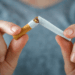 Brasil registra aumento de 25% no número de fumantes entre 2023 e 2024, segundo o Ministério da Saúde. Campanha alerta sobre os riscos do tabagismo e do cigarro eletrônico.