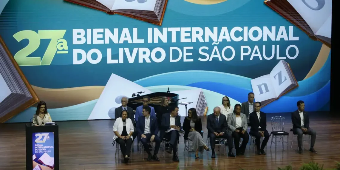 Bienal do Livro de São Paulo 2026 acontecerá de 4 a 13 de setembro no Anhembi. Evento reunirá editoras, autores e leitores em celebração à literatura e ao conhecimento.
