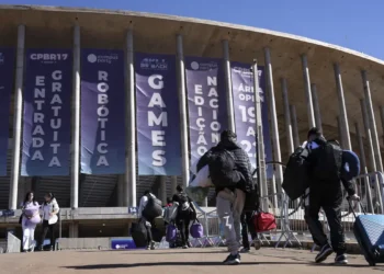 Pela primeira vez, Campus Party Brasil realiza edição nacional em Brasília. CPBR17 traz robótica, impressoras 3D, fórum de IA, inclusão indígena e atrações para todos os públicos no Mané Garrincha.
