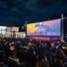 Marisa Orth é homenageada na 20ª CineOP em Ouro Preto. Festival exibe 144 filmes e celebra o humor feminino no cinema brasileiro com programação gratuita.
