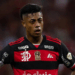O Ministério Público do Distrito Federal denunciou o atacante Bruno Henrique, do Flamengo, por fraude esportiva e estelionato, em investigação sobre esquema de apostas no Brasileirão 2023.