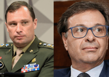 Mauro Cid e o ex-ministro Gilson Machado são detidos pela PF em investigação sobre tentativa de fuga. Cid prestará depoimento sobre possível obtenção de passaporte facilitado. Ambos são réus em processo por tentativa de golpe.
