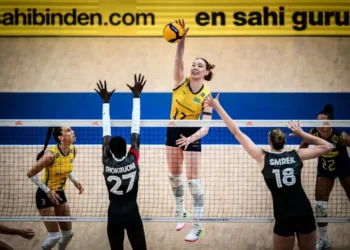 Brasil vence Canadá por 3 sets a 0 na Liga das Nações de vôlei feminino em Istambul e chega a cinco vitórias em seis jogos. Próximos confrontos são contra República Dominicana e Turquia.
