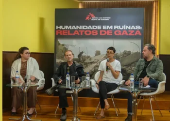 Médicos Sem Fronteiras relatam colapso na Faixa de Gaza: 94% dos hospitais estão fora de operação e bloqueios impedem entrada de alimentos e remédios. Organização denuncia crise humanitária extrema.