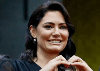 Michelle Bolsonaro lidera a disputa ao Senado no DF com 42,8% das intenções de voto. Para o governo, Celina Leão aparece como favorita em diferentes cenários para as eleições de 2026, segundo o Instituto Paraná Pesquisas.
