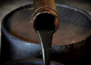 Petróleo fecha em alta sustentado por otimismo sobre negociações comerciais entre EUA e China