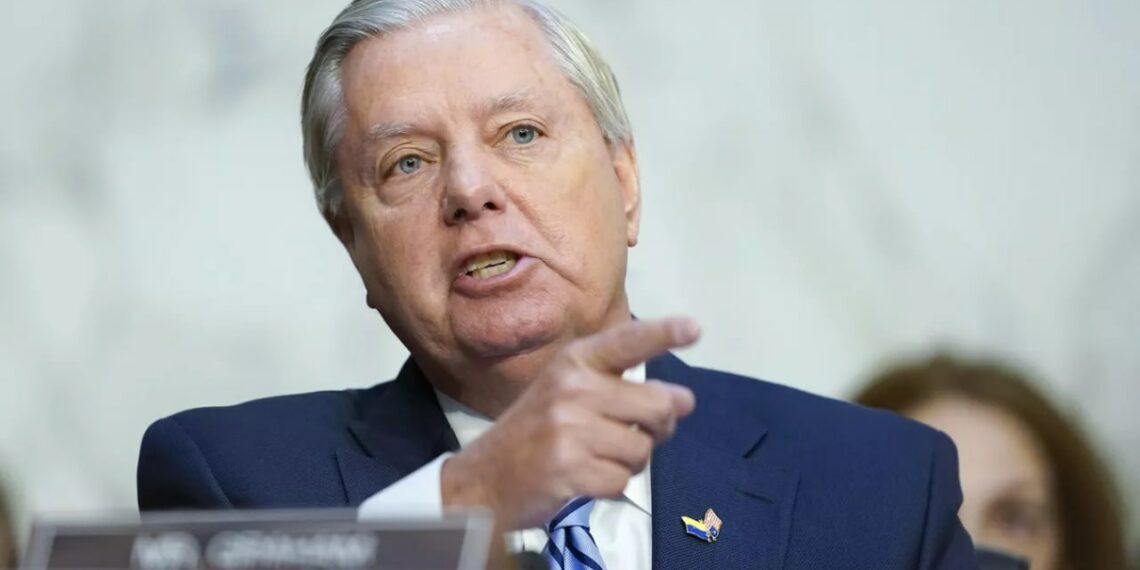 Donald Trump quer novas sanções contra a Rússia, segundo o senador Lindsey Graham. Projeto deve começar a ser discutido em julho no Senado dos EUA.