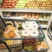 Depois de nove meses de alta, alimentos registram queda e contribuem para desaceleração da inflação. IPCA-15 de junho fecha em 0,26%, com impacto da energia elétrica e recuo nos combustíveis.