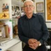 Aos 96 anos, Onildo Almeida mantém viva sua ligação com a Feira de Caruaru. Autor da icônica música imortalizada por Luiz Gonzaga, ele inspira gerações e é homenageado como símbolo da cultura nordestina.