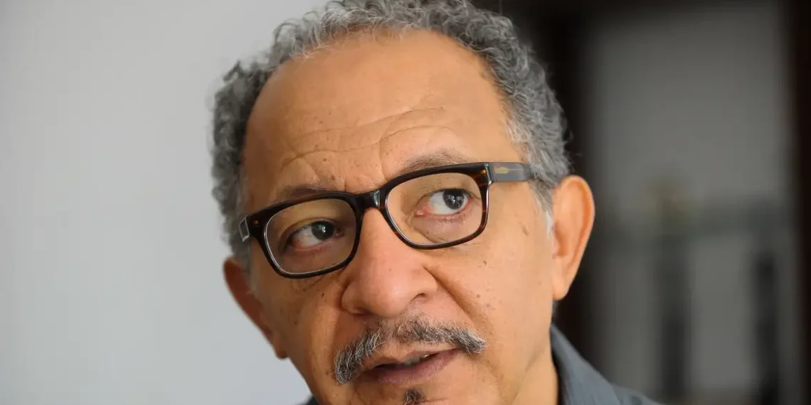 O documentário Brasiliana, de Joel Zito Araújo, venceu o In-Edit Brasil 2025. O filme resgata a trajetória internacional do grupo negro que levou a cultura brasileira a mais de 90 países.
