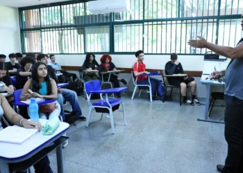 O prazo para pedir isenção da taxa de inscrição da Prova Nacional Docente (PND) termina nesta sexta-feira (4). Podem solicitar a gratuidade formandos, pessoas de baixa renda e doadores de medula.