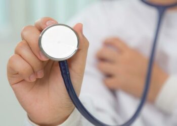 A partir de agosto, planos de saúde poderão atender pacientes do SUS em todo o Brasil. Medida inédita do programa "Agora Tem Especialistas" converterá R$ 750 milhões em dívidas em atendimentos nas áreas de oncologia, cardiologia, ginecologia, entre outras.