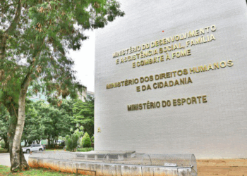 MDS extingue Edital 8/2023 e anuncia novo chamamento para entidades que acolhem dependentes químicos. Nova seleção seguirá a Lei de Licitações e dependerá do orçamento do PPA 2024–2027.
