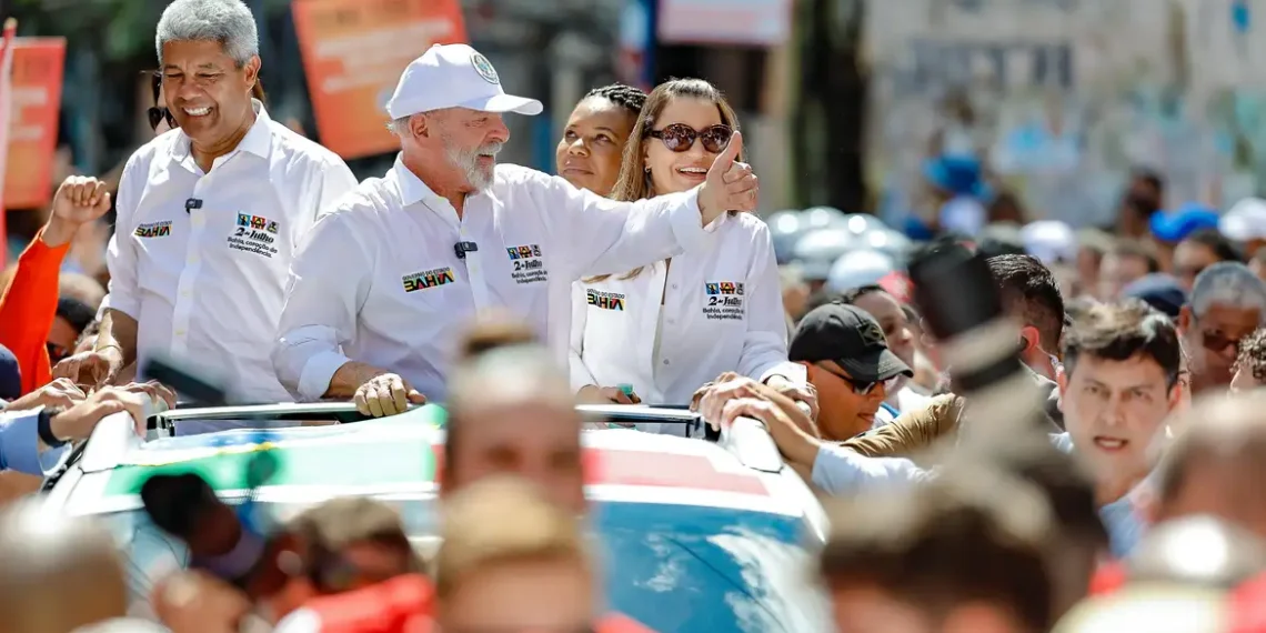 Em Salvador, Lula anuncia projeto de lei para reconhecer o 2 de Julho como Dia Nacional da Consolidação da Independência, destacando o protagonismo do povo baiano e das heroínas da luta pela libertação do Brasil.