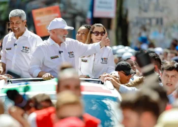 Em Salvador, Lula anuncia projeto de lei para reconhecer o 2 de Julho como Dia Nacional da Consolidação da Independência, destacando o protagonismo do povo baiano e das heroínas da luta pela libertação do Brasil.