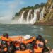Brasil recebe 5,3 milhões de turistas internacionais no primeiro semestre de 2025, crescimento de 48% ante 2024. País lidera ranking da ONU Turismo na América Latina.
