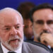Durante o Fórum Empresarial dos BRICS, no Rio de Janeiro, Lula ressaltou a relevância econômica do grupo, condenou o protecionismo global e defendeu reformas no sistema financeiro internacional.