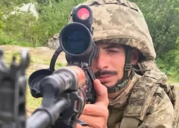 Wagner Vargas da Silva, brasileiro que se alistou voluntariamente no exército ucraniano, teria sido morto em combate em sua primeira missão na vila de Hrekivka, em Lugansk. Relatos apontam que ele não tinha experiência militar.