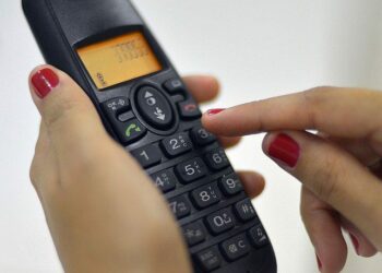 Ministério da Saúde começa nova edição da pesquisa Vigitel, que coleta dados por telefone sobre hábitos e saúde da população adulta. Participação é voluntária e confidencial.